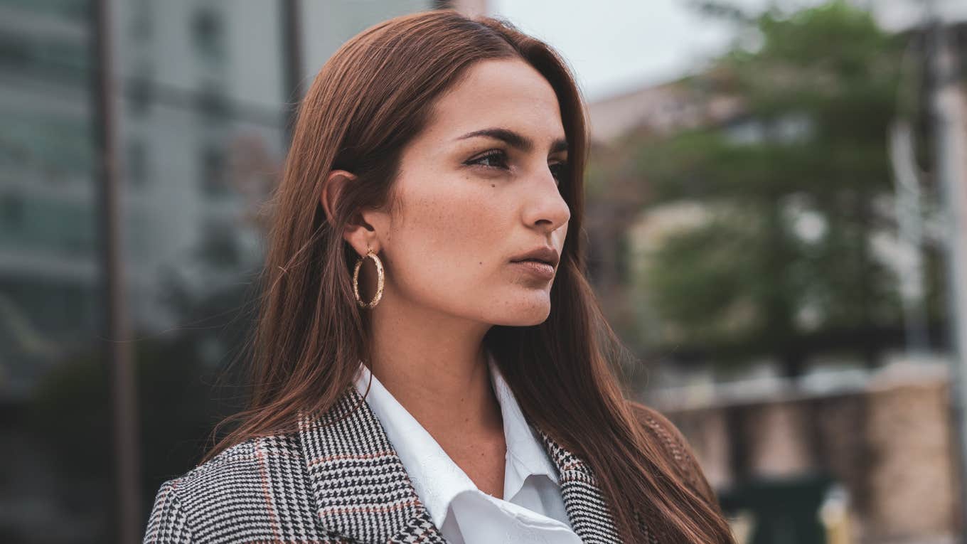 Superpower traits of people who are natural born leaders Woman has traits of a natural born leader.