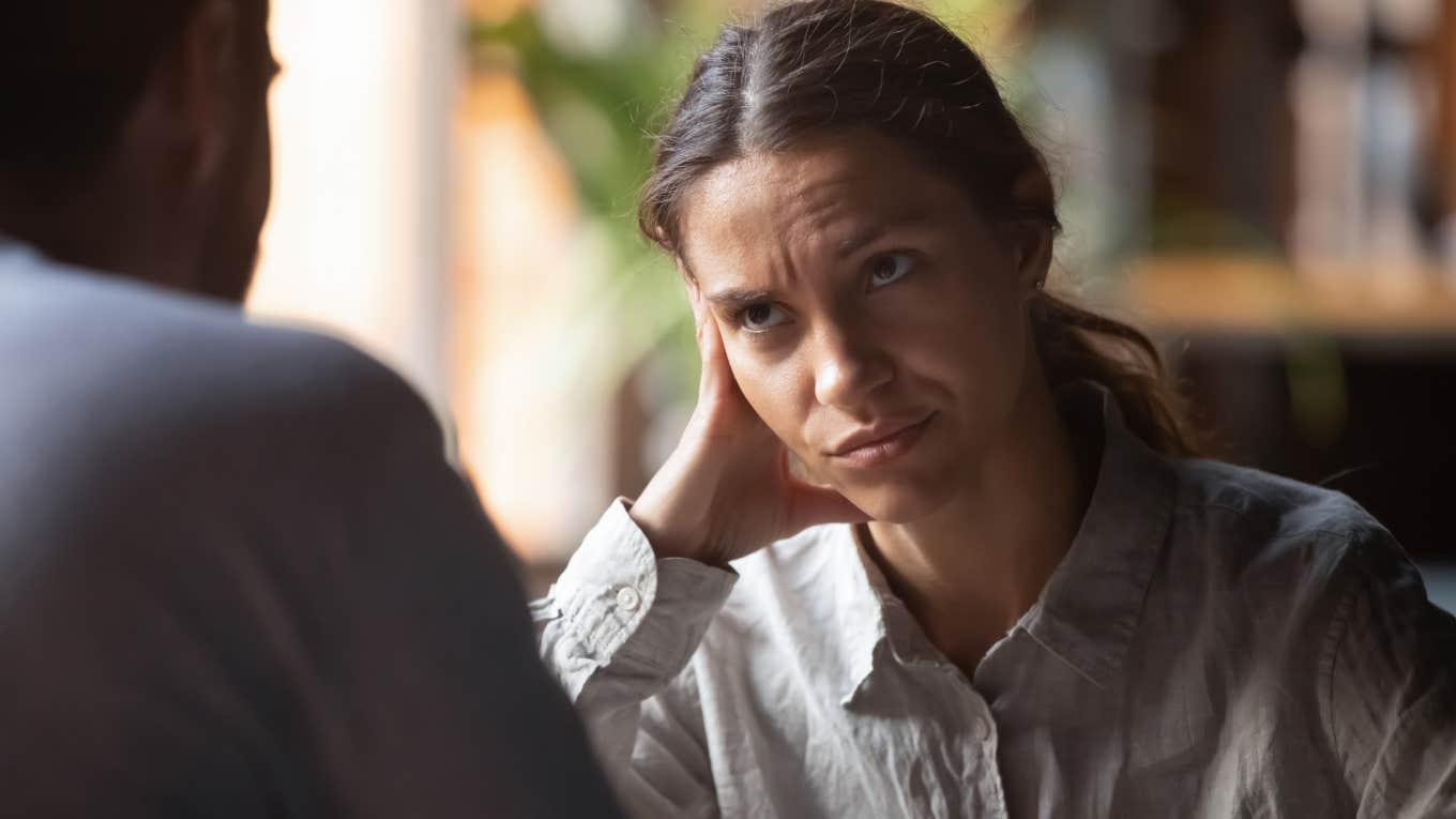 Men No Longer Have To Compete With Other Men To Date A Woman, Now They're Competing With Her Peace woman uninterested in man on date