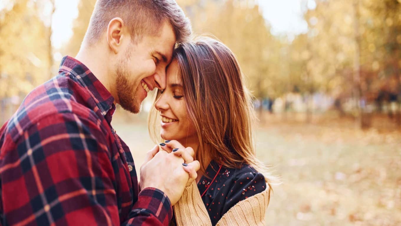 30 Compliments Every Man Loves To Hear From The Woman He Loves happy couple smiling