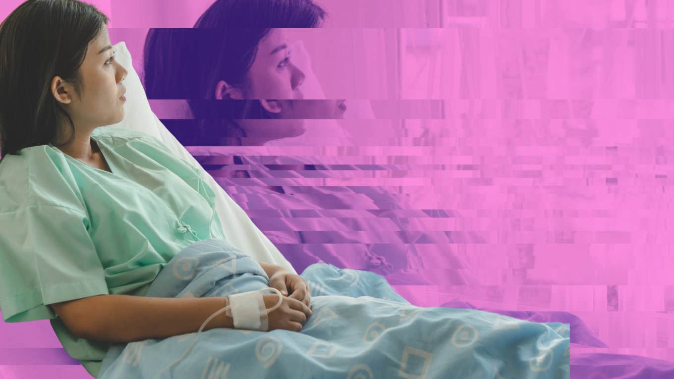 Dad Leaves His Wife's Side During A Miscarriage To Support His Pregnant Mother woman alone during miscarriage
